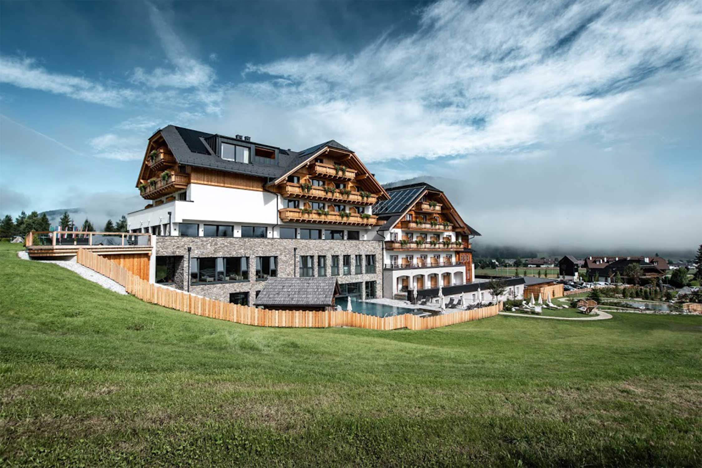 ALMGUT – Mountain-Wellness-Hotel