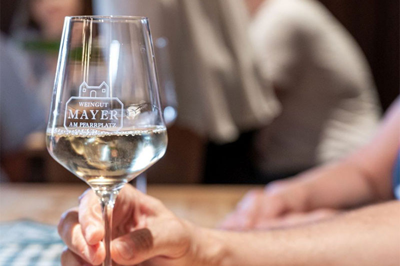 media/image/weingut-mayer-am-pfarrplatz-emotion-3.jpg