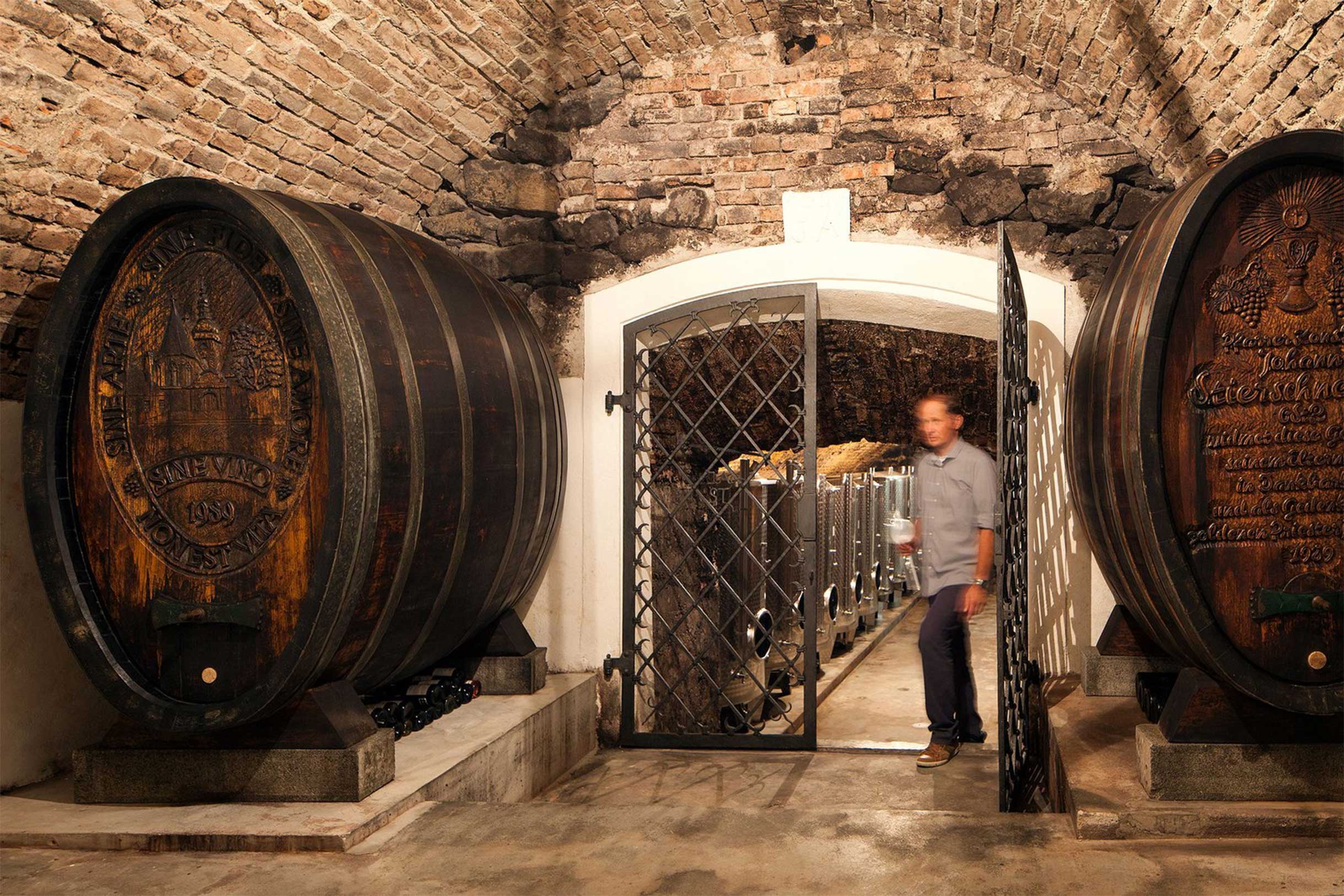 Weingut Paul Stierschneider - Urbanushof